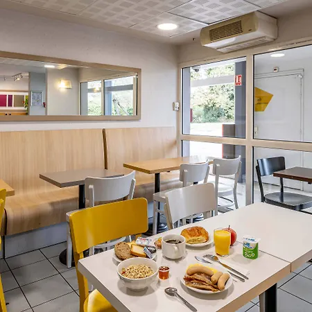 מלון Bordeaux Sud 2*