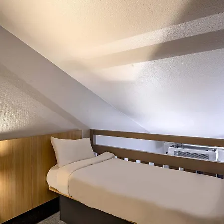 Bordeaux Sud 2* Villenave-dʼOrnon