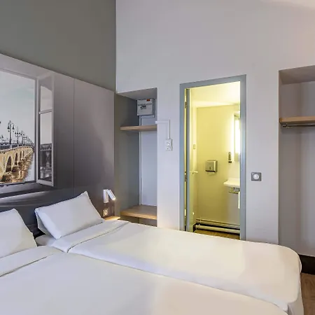 Sud Hotel Villenave-dʼOrnon