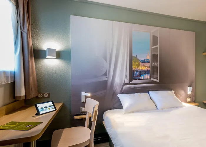 Bordeaux Sud 2* فييُناف دورنو