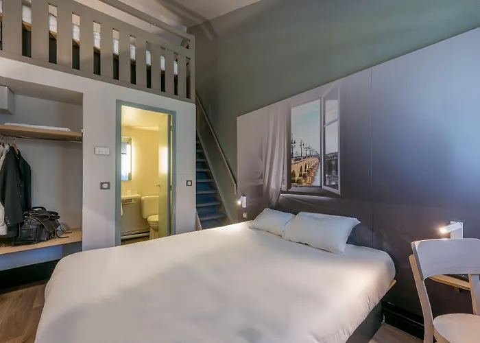 فندق Bordeaux Sud 2*