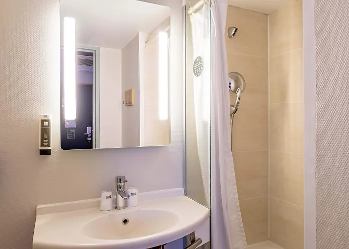 Bordeaux Sud فندق فييُناف دورنو