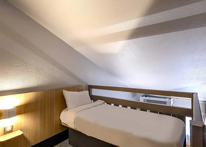 Bordeaux Sud 2* فييُناف دورنو